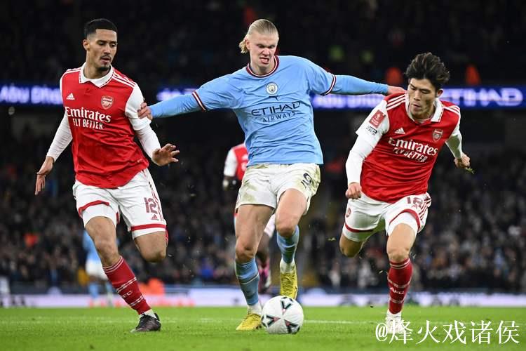 英超红蓝对决，阿森纳固若金汤曼城锐不可当